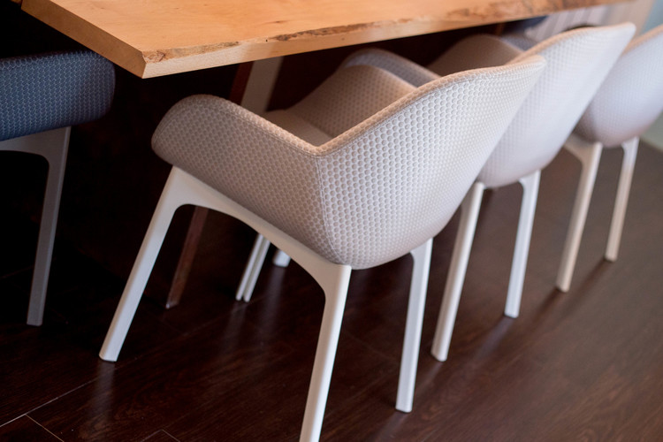 Reformas três: ANTES Y DESPUÉS DE UN COMEDOR COLONIAL A UNO ACTUAL Y