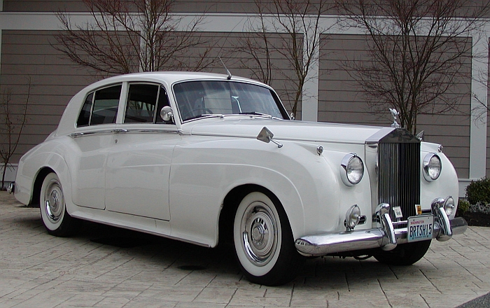 Luxury Car Rental Bahrain Luxury Car Rental Bahrain