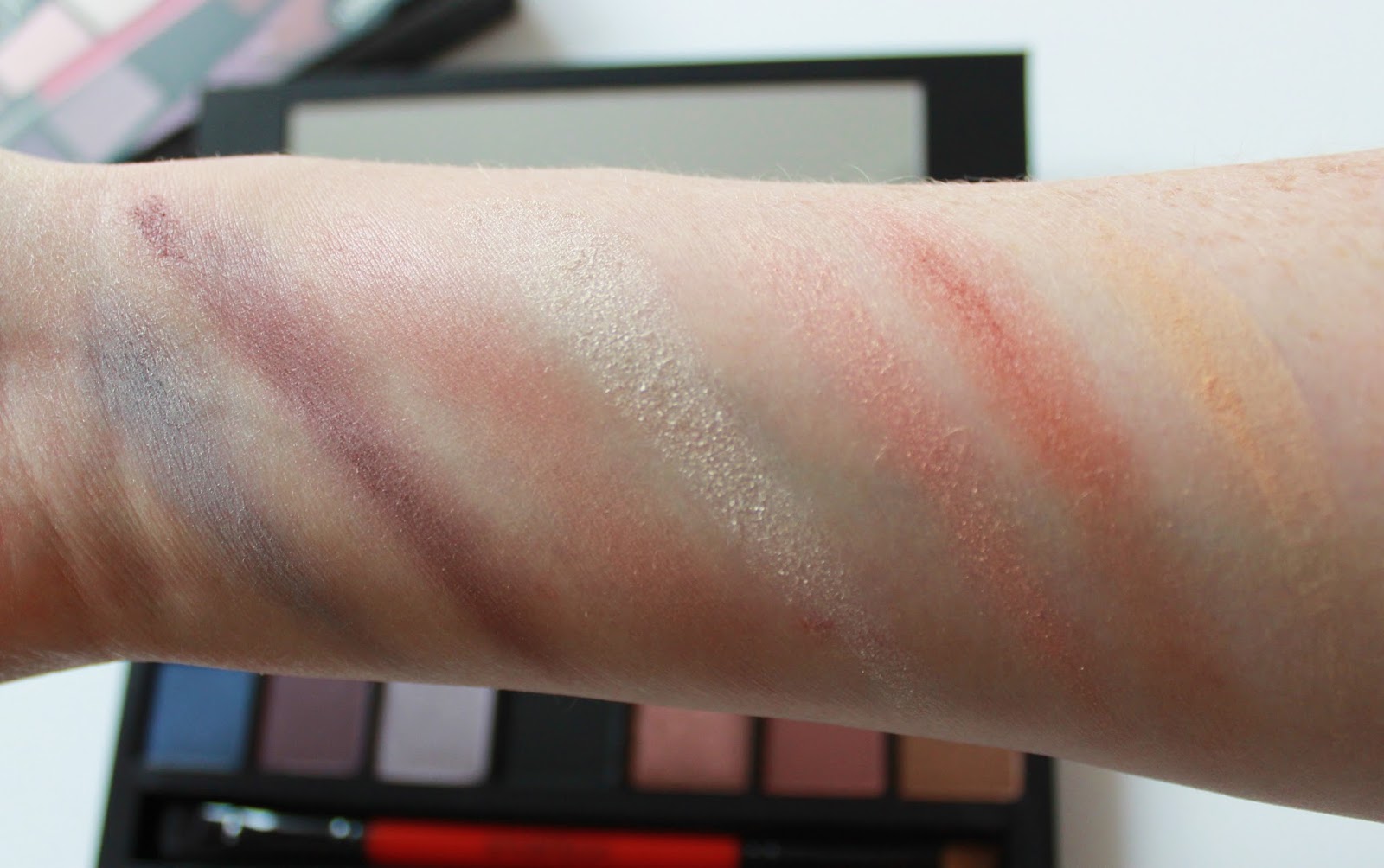 Smashbox double exposure eye shadow palette swatches top row