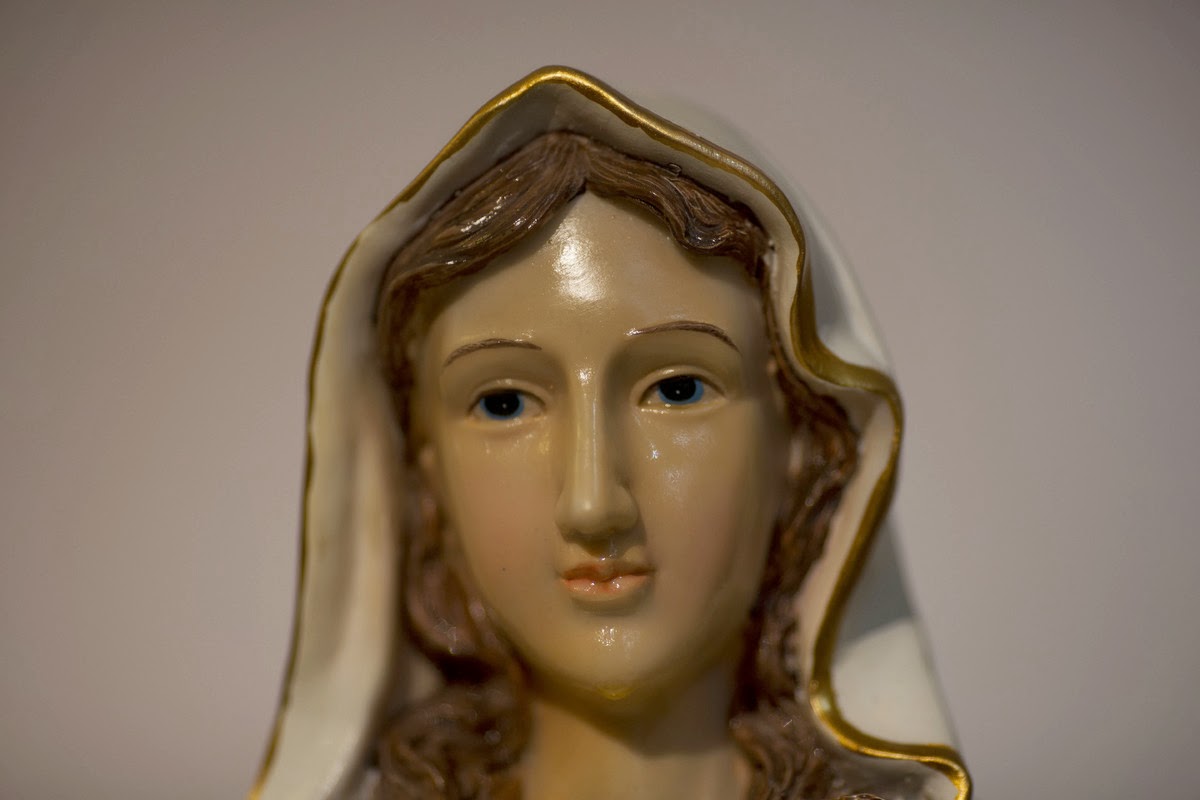 Weeping Virgin Mary Statue In Tarshiha, Israel, Draws Hundreds To See