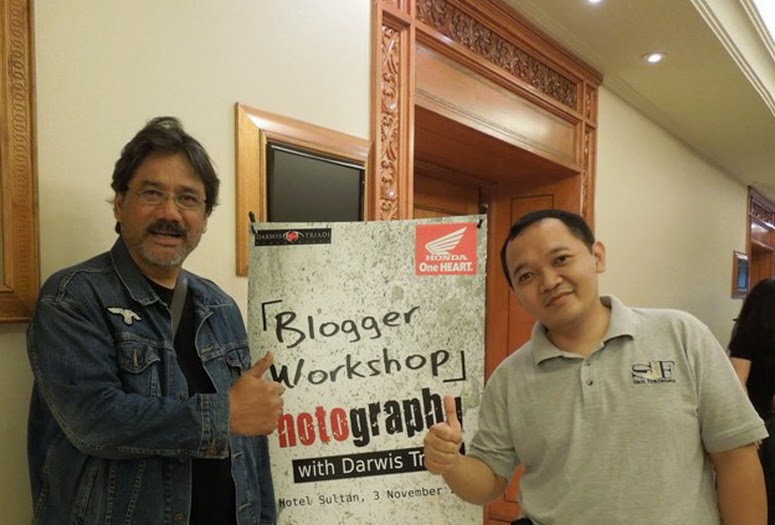 Darwis Triadi photographer creative industry, economic creative, creative business, Jokowi suport creative industries, software designer, game develovers, application developers, Photography, president Jokowi