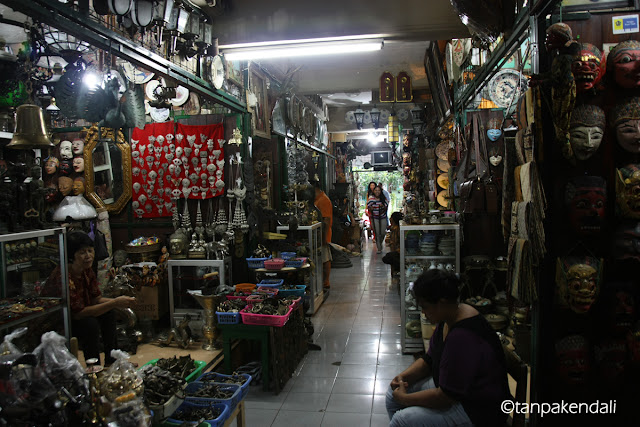 Pasar Triwindu, Solo, Jawa Tengah