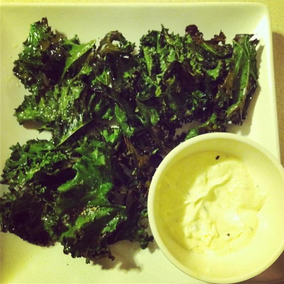 Deceptively Healthy Health Benefits of Kale PLUS Kale Chips with LemonMayo Dip