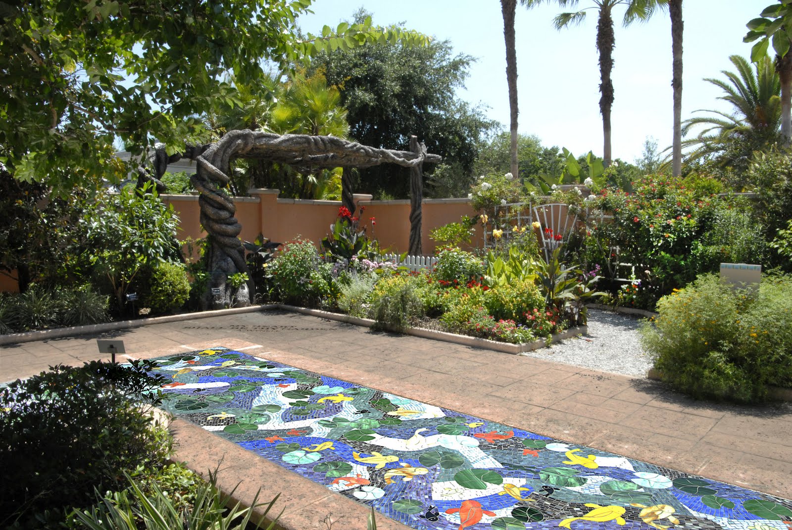 Laticrete Conversations: Florida Botanical Gardens Mosaic ...