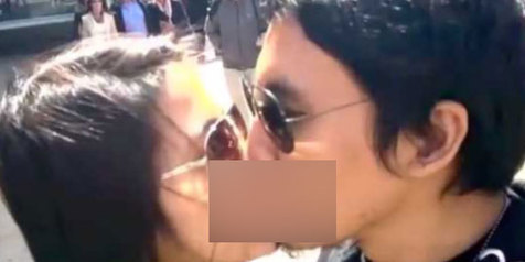 Foto dan video ciuman desta dan alyssa 32 Foto dan video ciuman desta dan alyssa 4