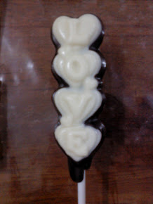 Choco Dark Milk L.O.V.E Lollipop