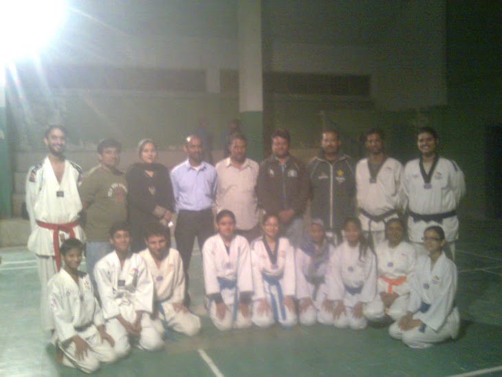 Promoted Student Group Pic of Belt Test 2011