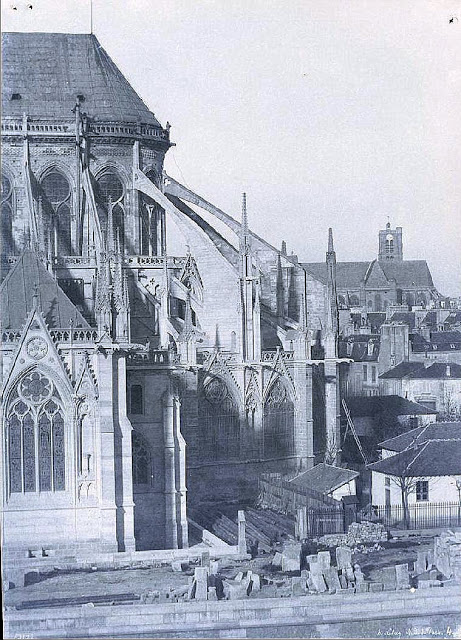 What Did  Notre Dame Paris Look Like   Ago 