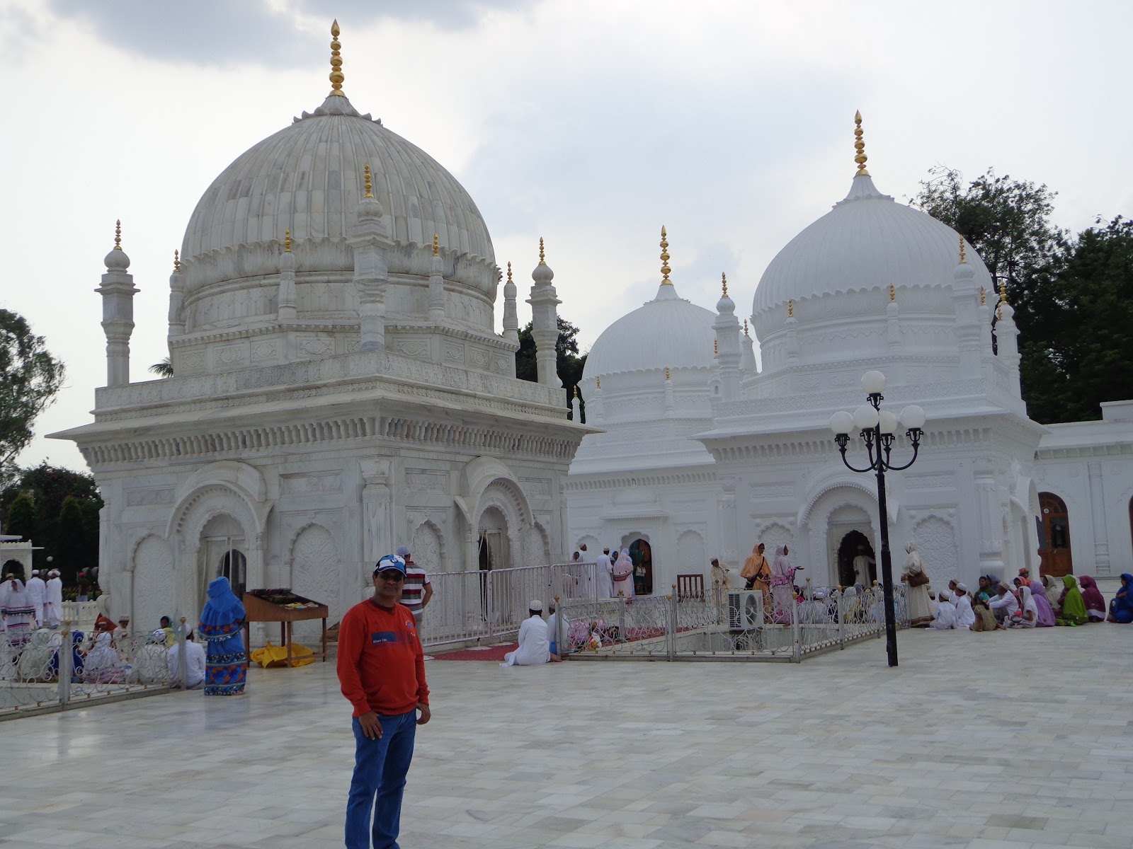 dargah e hakimi