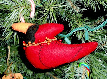 WOOL CARDINAL HANGING ORNIE
