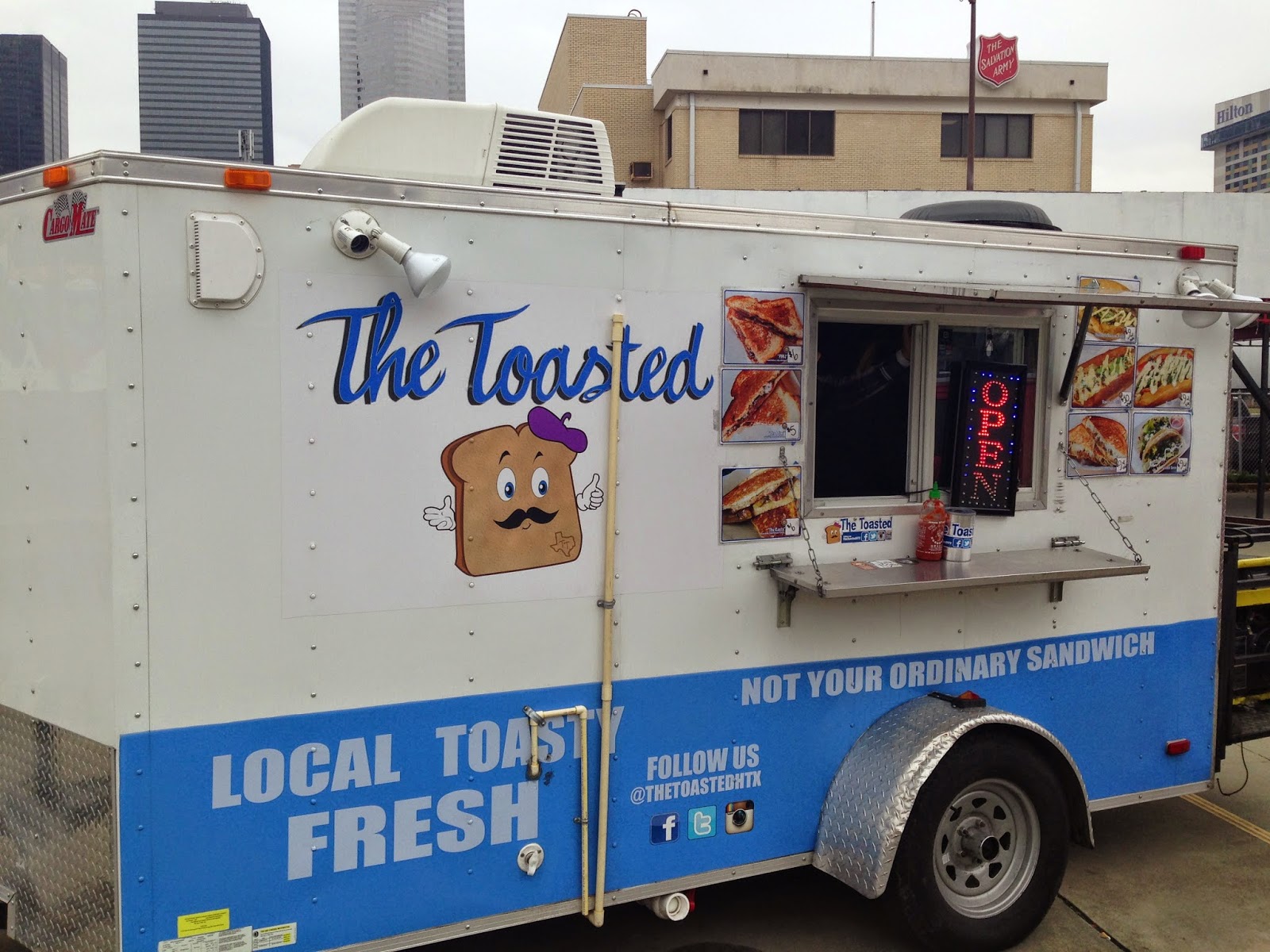 Houston Food Truck Reviews The Toasted Signature Bolillo