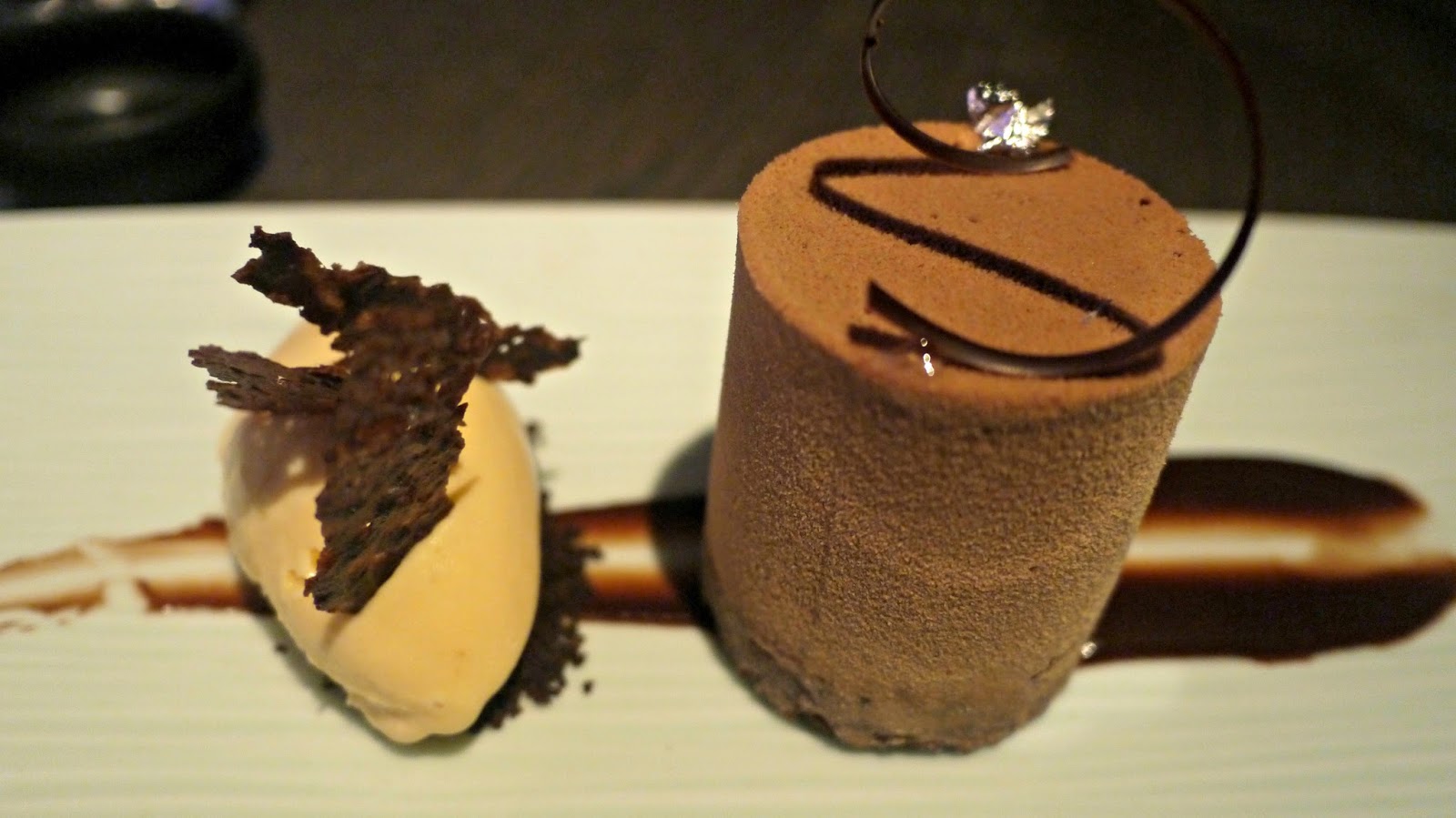yauatcha jasmine honey chocolate dessert