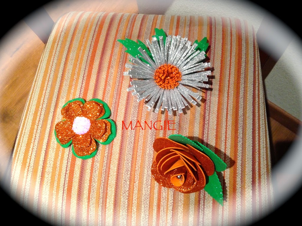Flores para tocado goma eva Flores para tocado goma eva