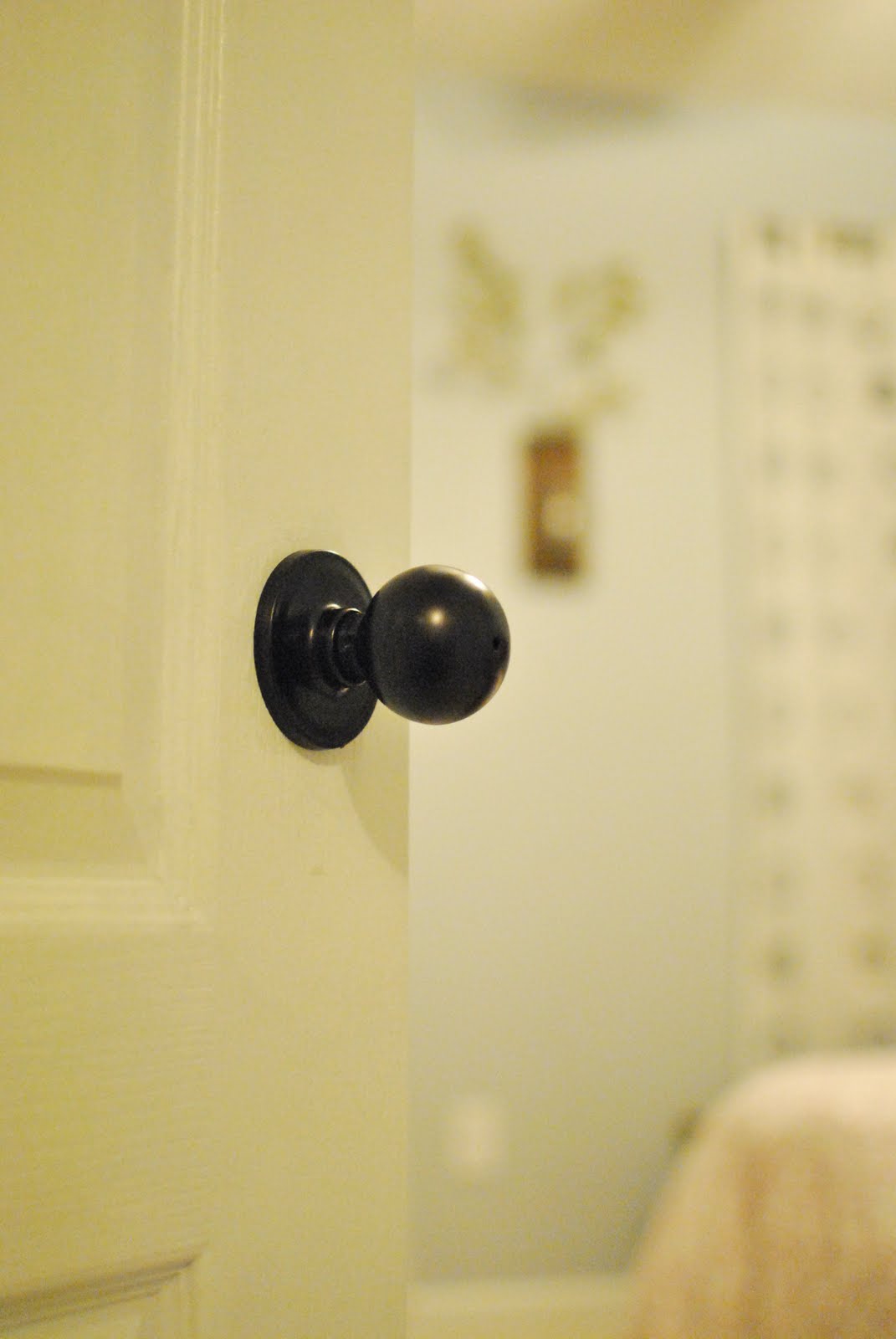 Cheap kitchen cabinet knobs 12 new door knobs would have cost us about $180$200. We spent $5.77