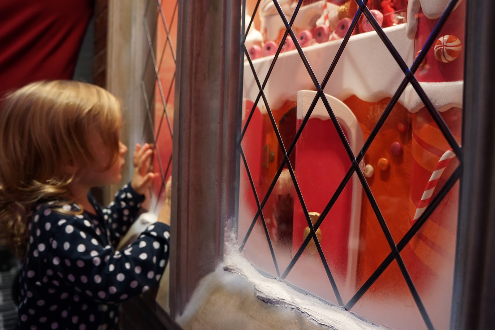 Experiencing Santa magic at Harrods Christmas Grotto 2015 Wave to Mummy