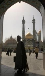 Lebihkan Beribadat, Kurangkan Internet - Ulama Iran