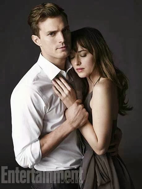 Jamie Dornan y Dakota Johnson en "50 Sombras de Grey"