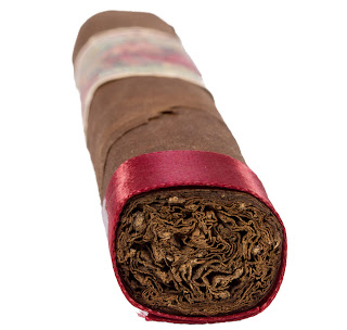 Blind Cigar Review: Flor De Las Antillas | Robusto Initial Impressions