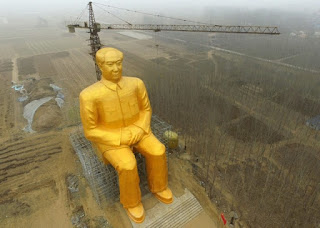 VNTB – Bức tượng khổng lồ của Mao