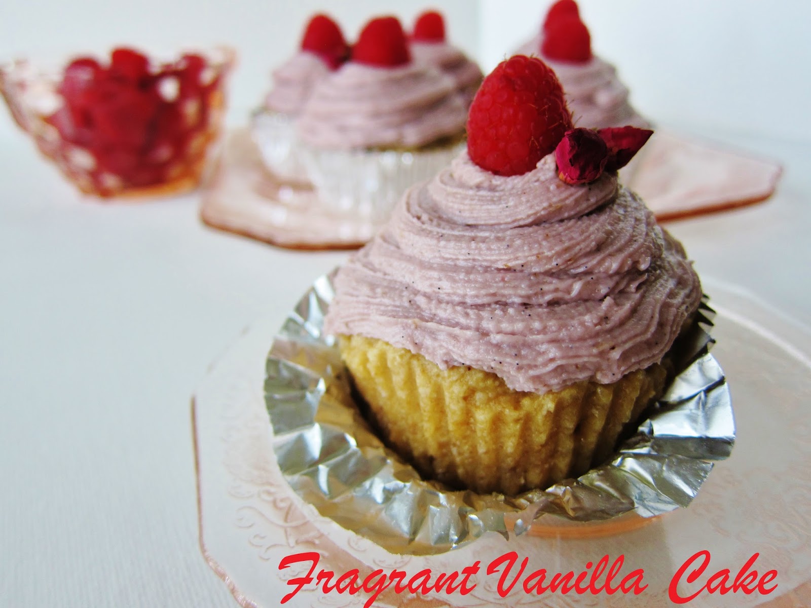 Raspberry Vanilla Cupcakes Raspberry Vanilla Cupcakes