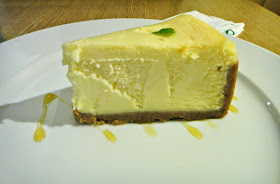 Lemon cheesecake Maryjane Pizza Gongguan Taipei
