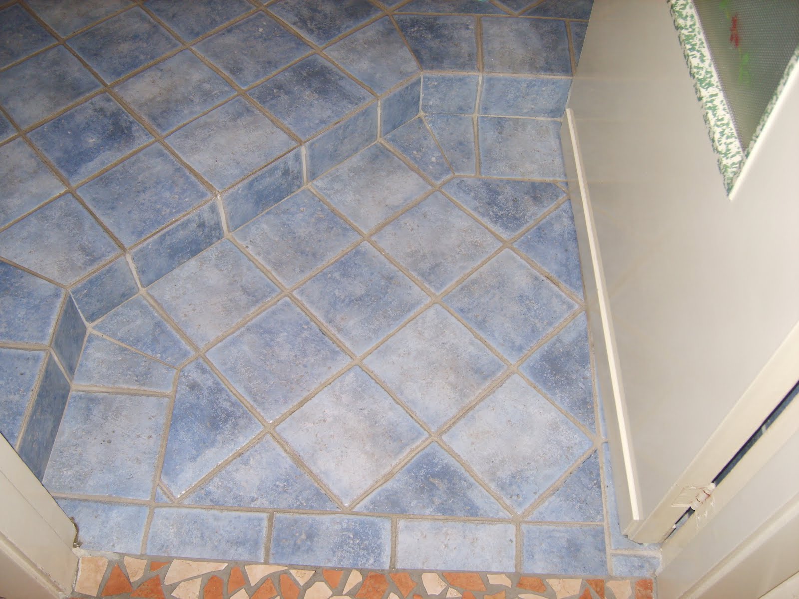Vasca da bagno con fondo piatto: vasca in doccia e sistema nella ...