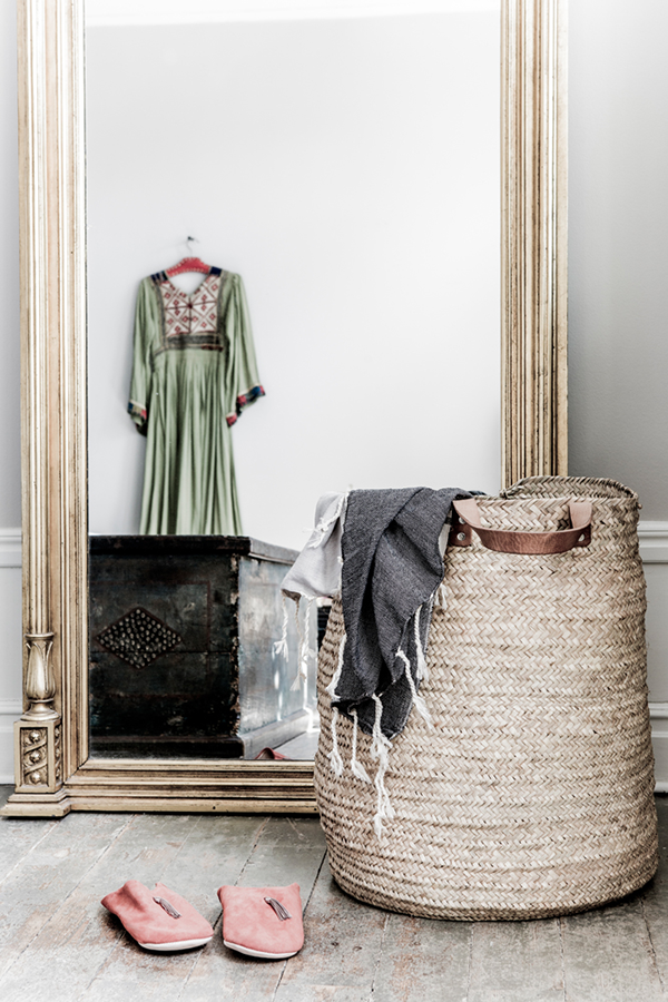 Nomadic Essentials | (my) unfinished home