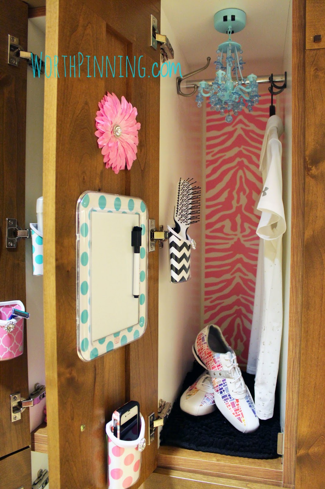 Worth It Events My Locker By Looker Lookz