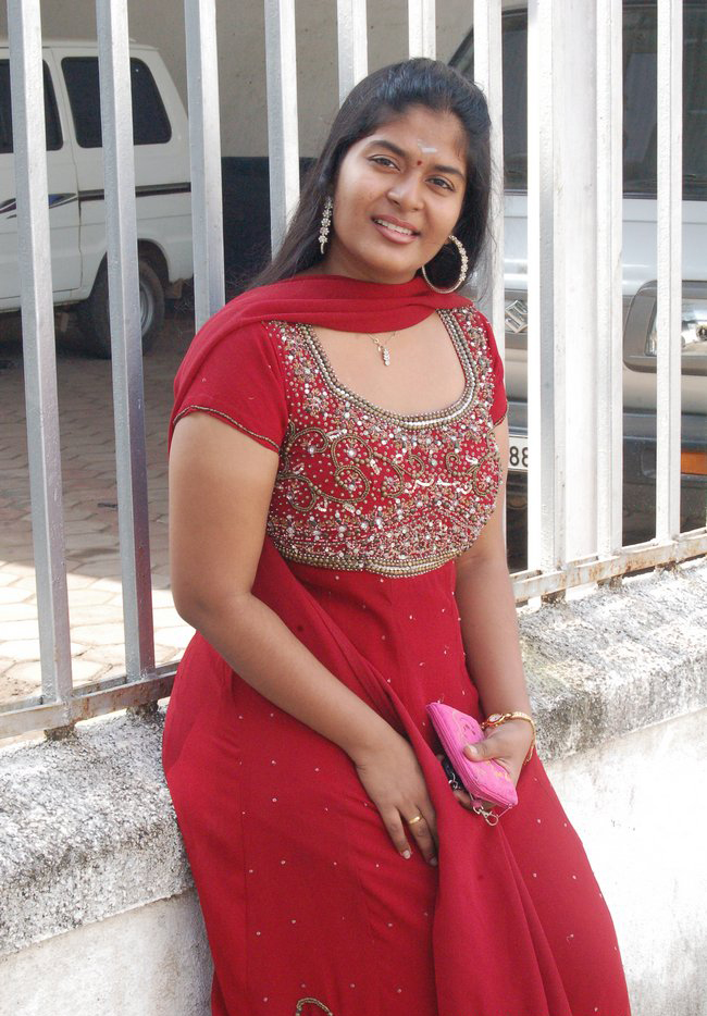 tamil serial actress neepa hot images