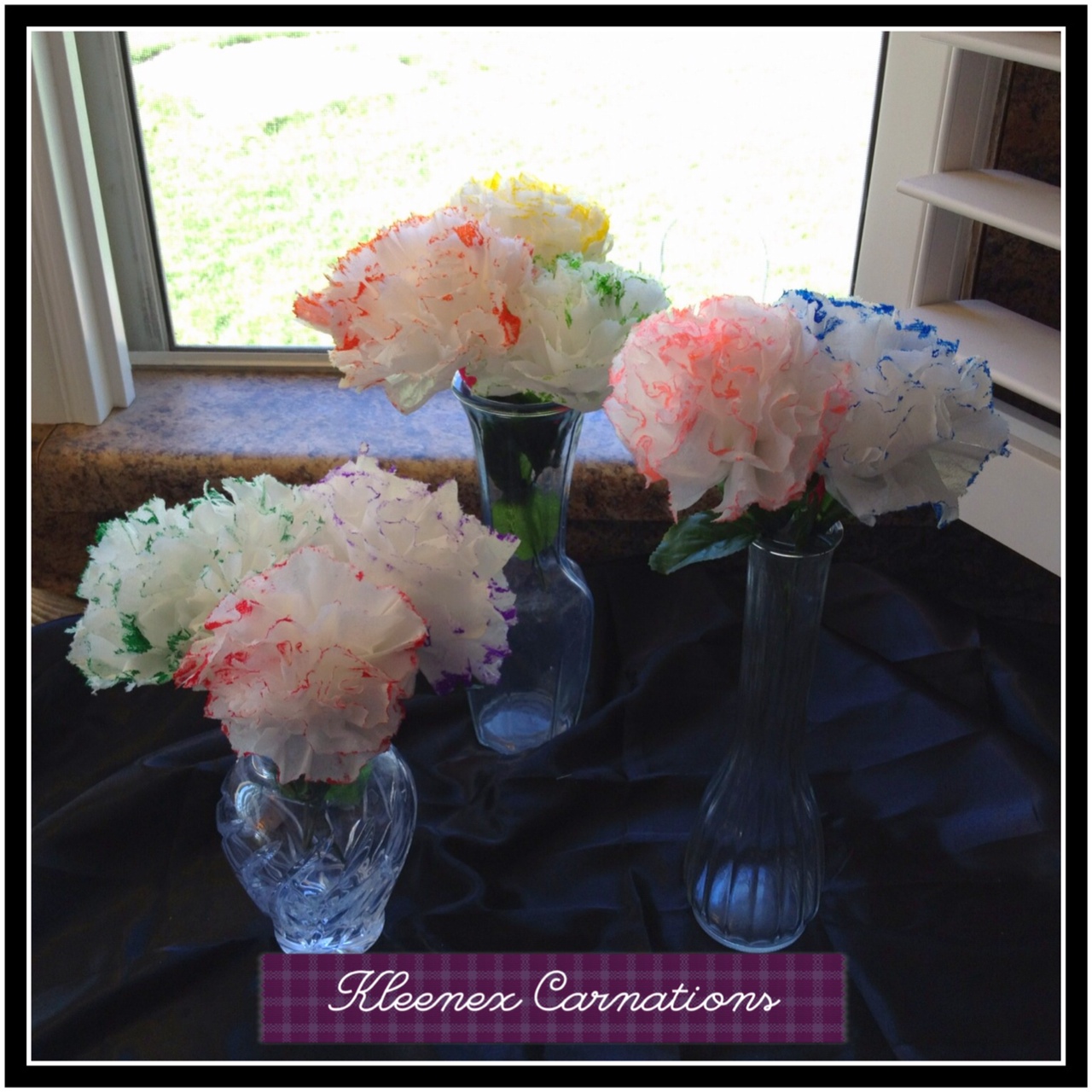 Mama Drama DIY Quick and pretty Carnations From Kleenex!!