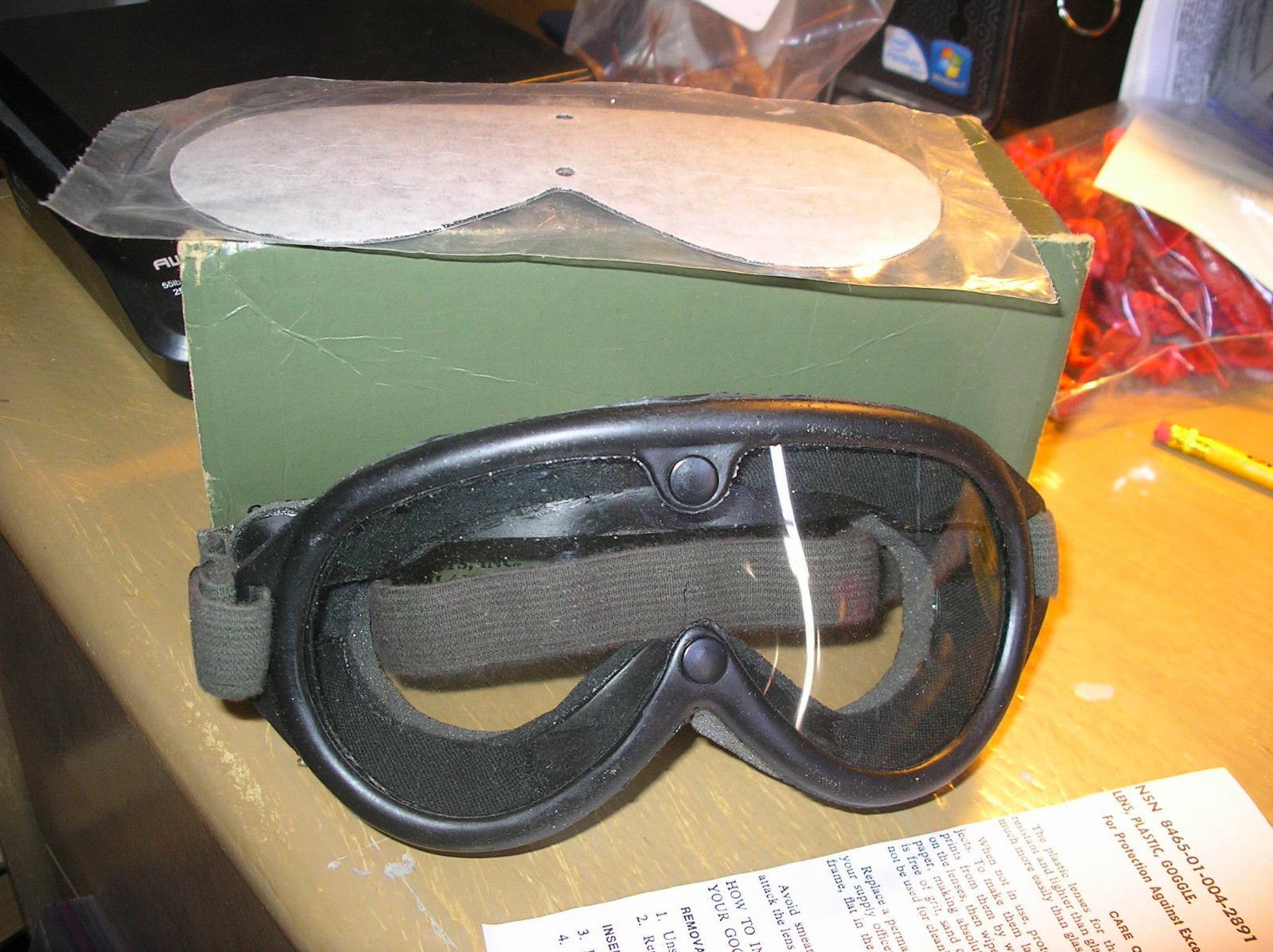 bingbabel Goggles, Sun, Wind and Dust , SDW 1974
