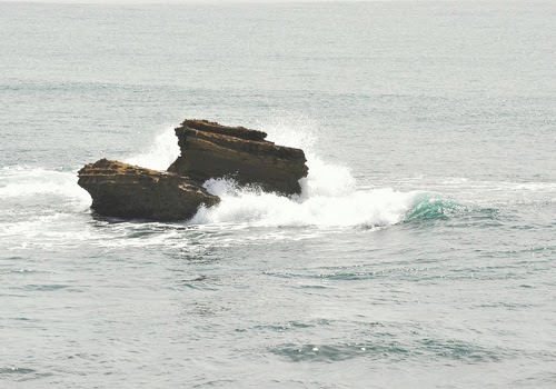 Pantai Batu Hiu Pangandaran Mengenal Mitos Serta Keindahan Pantai Batu Hiu Pangandaran