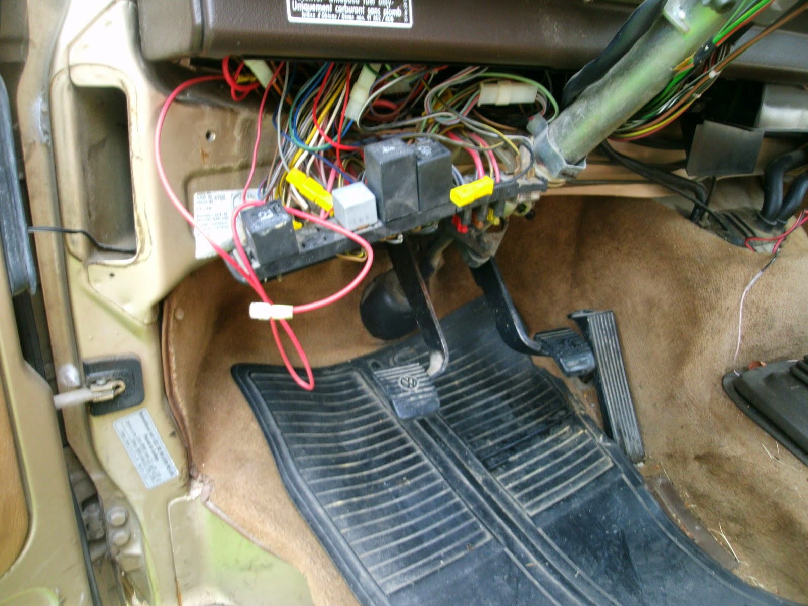 Richard's Bronze VW Vanagon GL Heater Fan Wiring
