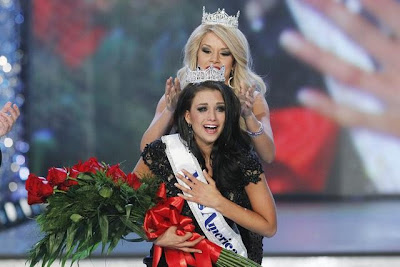 Miss Wisconsin Laura Kaeppeler Crowned Miss America 2012 part 01