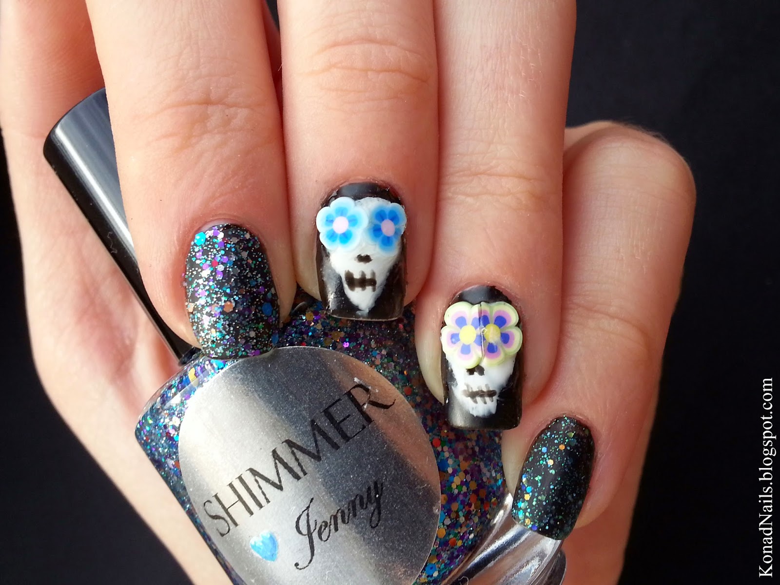 Konad Addict Pretty skulls nail art