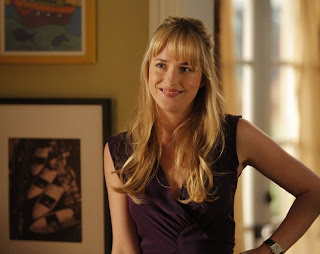 Dakota Johnson in Ben and Kate, lands lead role in FIFTY SHADES of GREY