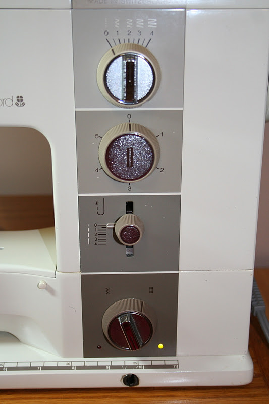 Tammy's Craft Emporium Bernina 930 Record Helga