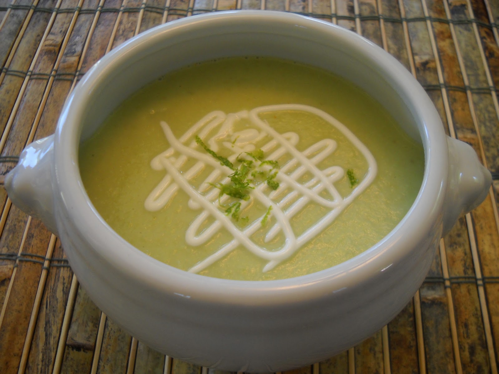 SoupaWoman Edamame... a Souper Food Creamy Edamame, Lime, and