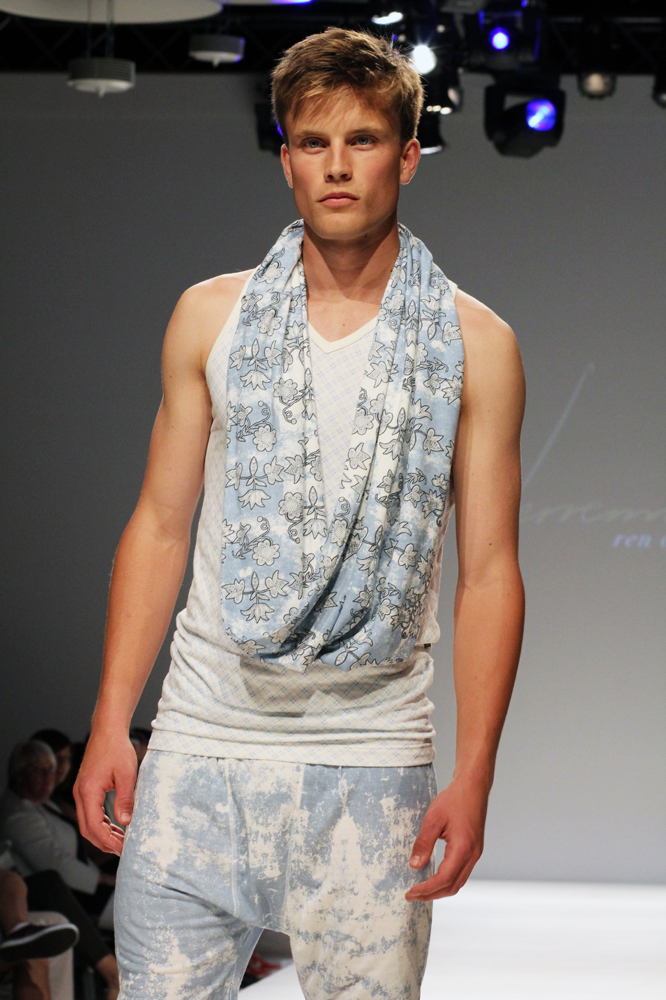 FASHION IN OSLO OFW Designer Show Norwegian mix