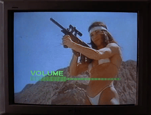 Girls+with+guns.gif