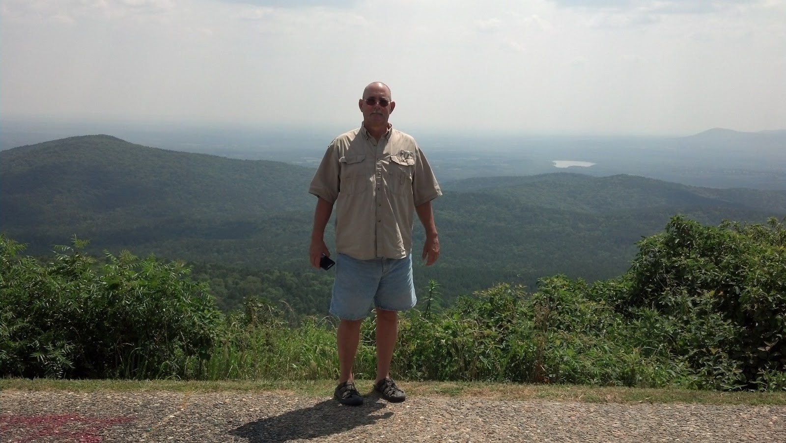 TEXAS TAYLOR TRAVELS July 6 Dequeen Lake