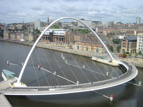 Gateshead Millenium Bridge