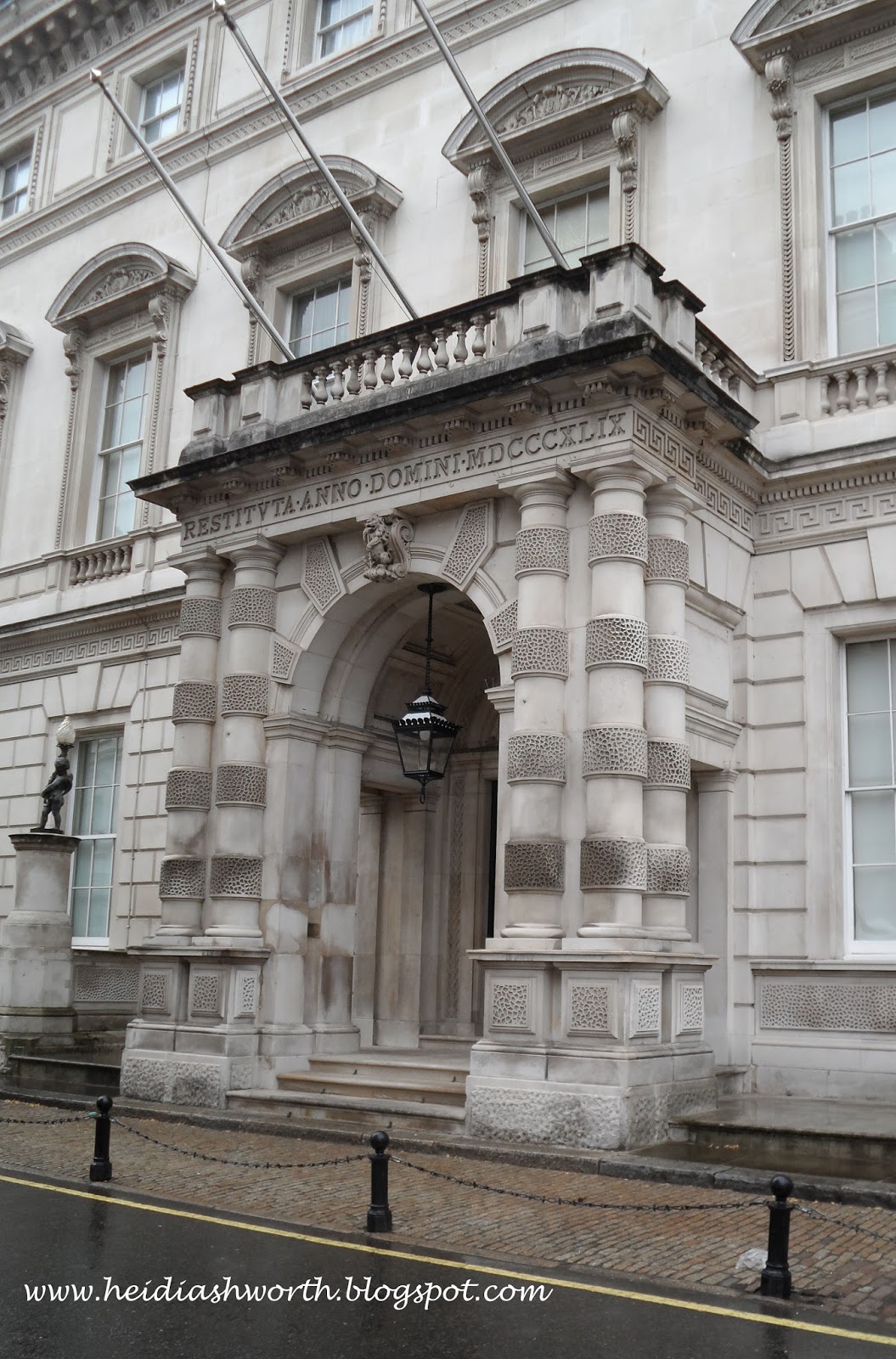 DUNHAVEN PLACE London, the Townhouse of Downton Abbey's Lord Grantham