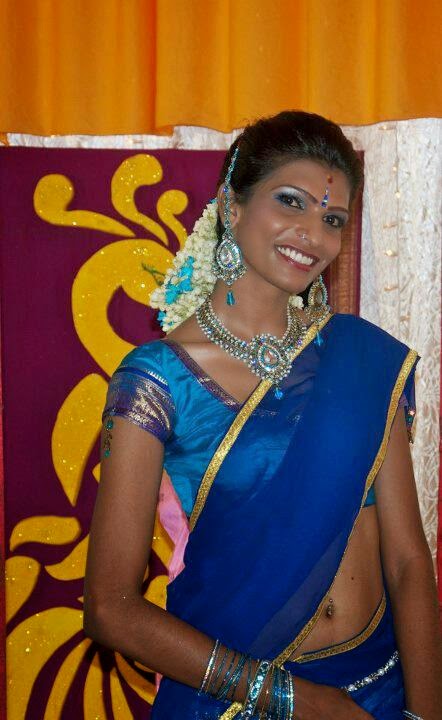 Jeans Girl Pics Hot Shemales In India