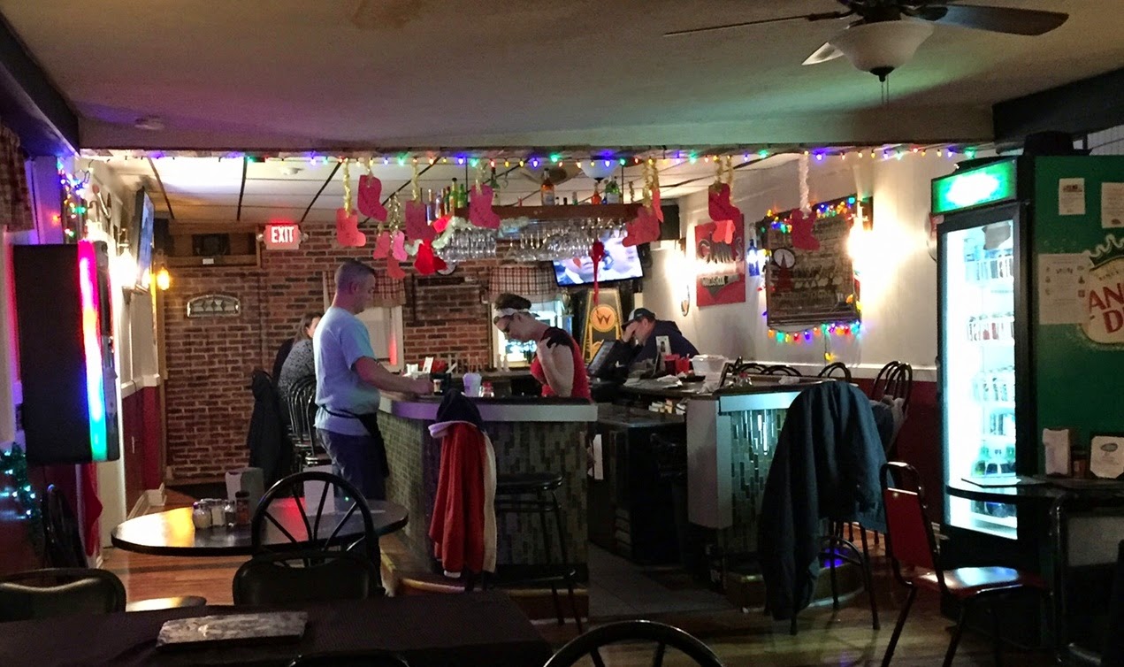 Pizza Quixote Review Clank's Bar, Marcus Hook, PA