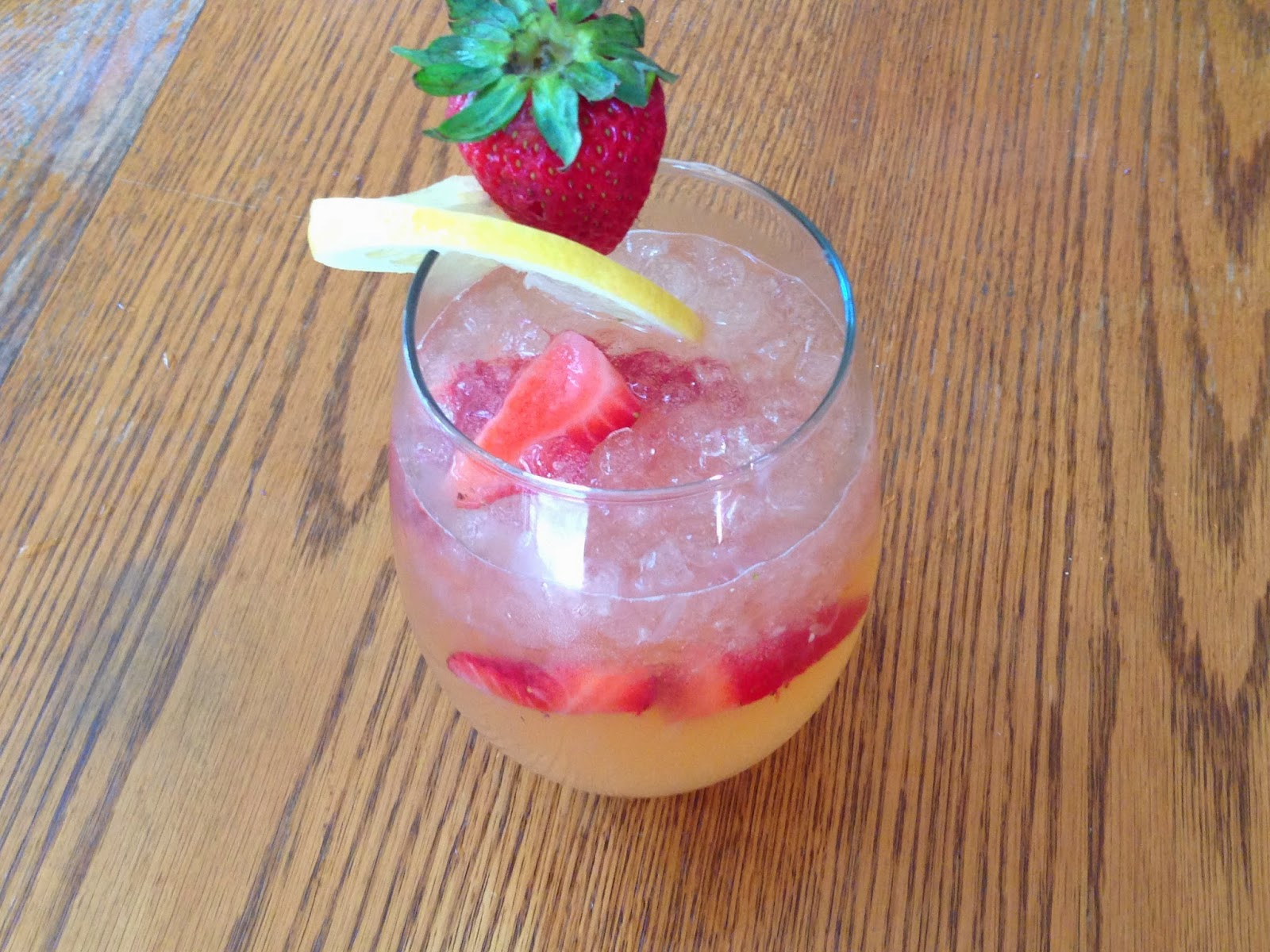 Kismet Kreations Strawberry Lemonade Beer