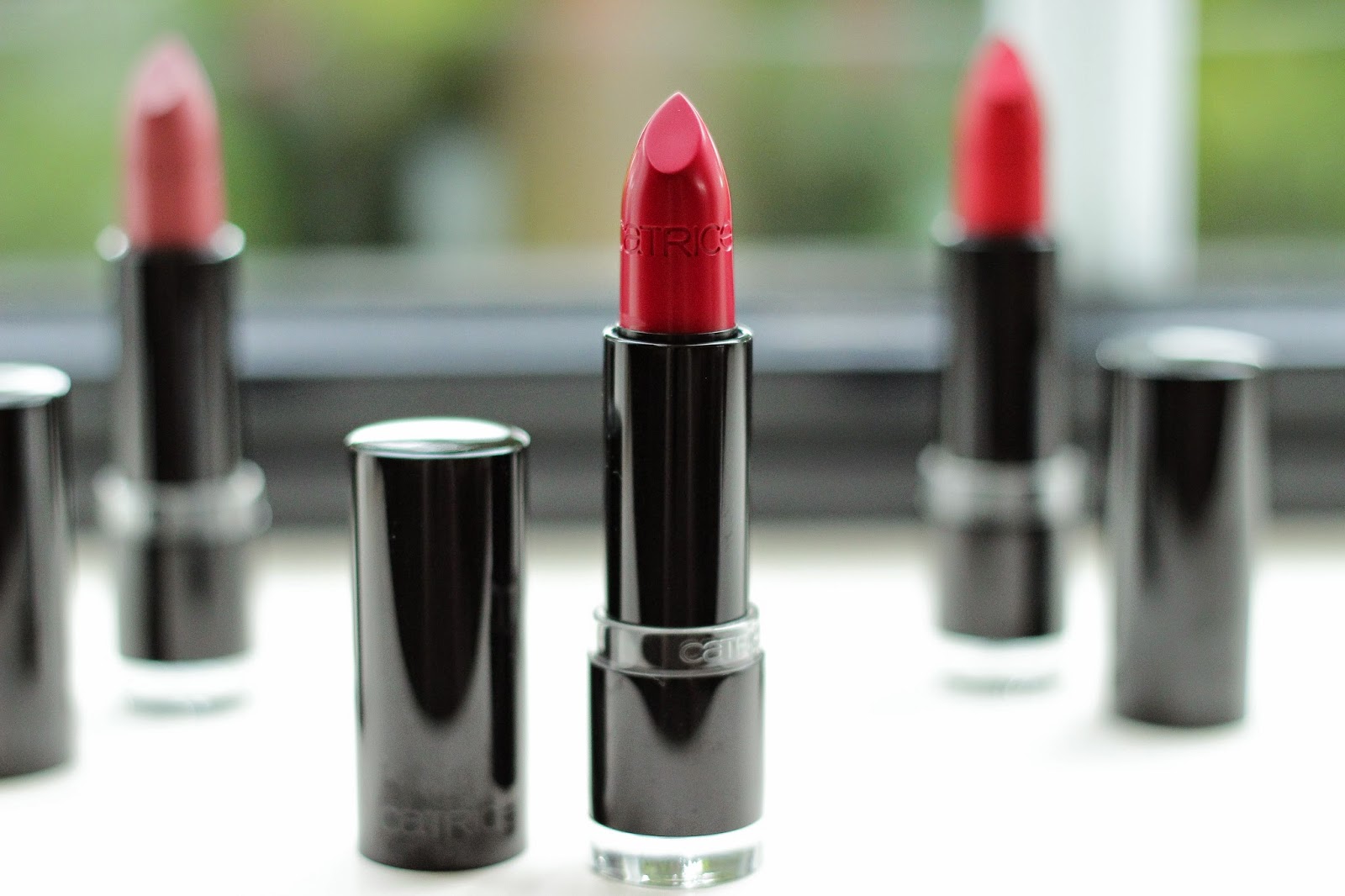 catrice ultimate colour lipstick MATTraction swatches review
