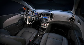 2012 Chevrolet Sonic interior