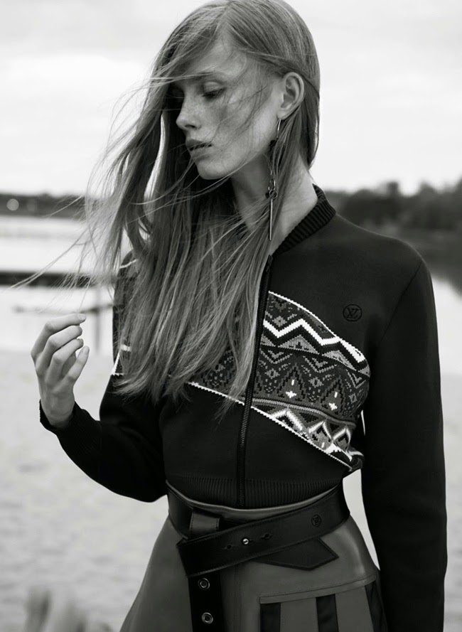 Vogue Paris September 2014, Rianne Van Rompaey Louis Vuitton 2014 AW:Nordic Style Knitwear with A-line Leather Mini Skirt Editorials