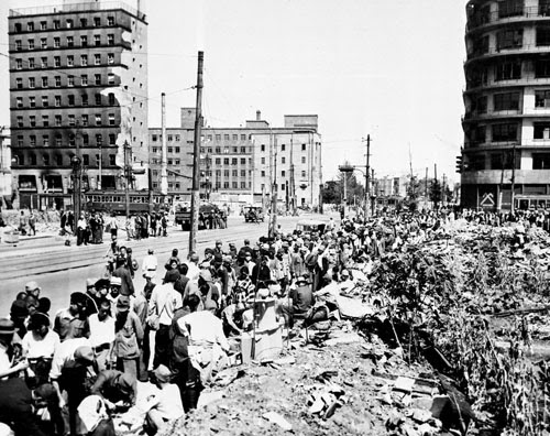 Bombas nucleares de Hiroshima e Nagasaki Bombas nucleares de Hiroshima e Nagasaki